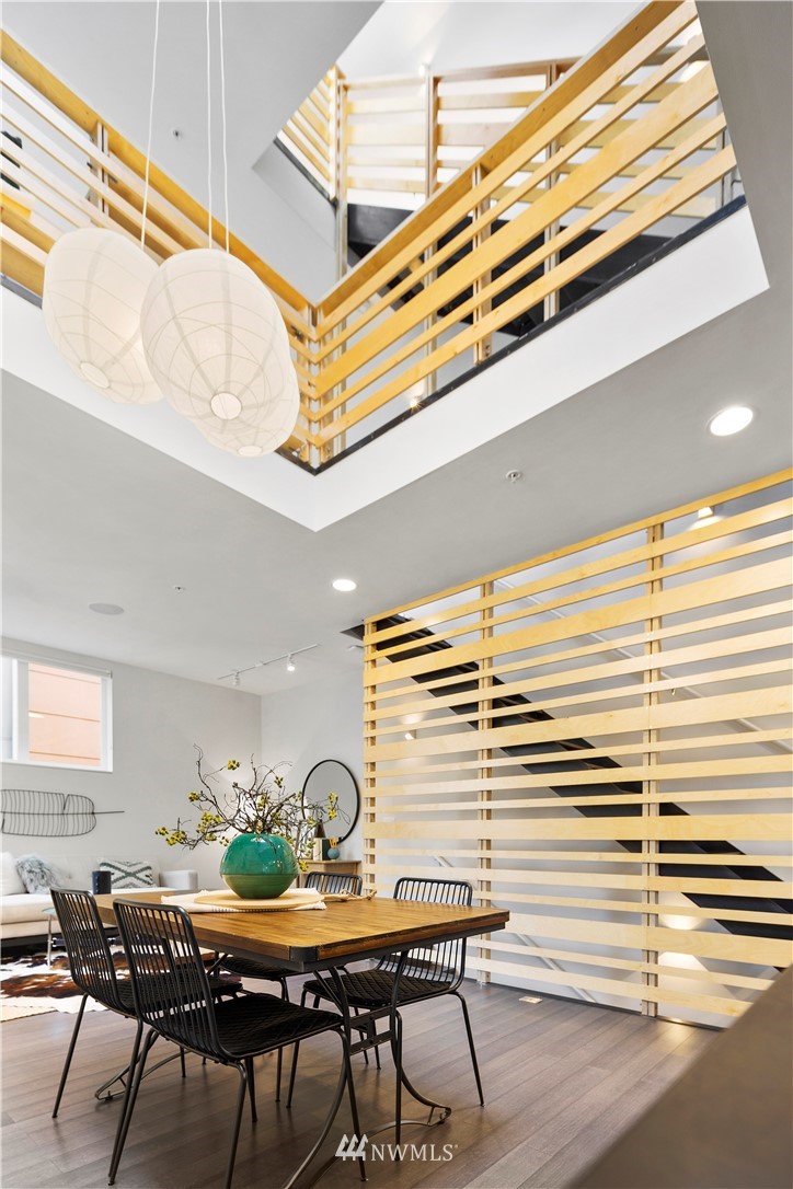 1623 14th Avenue, Unit E Seattle, WA 98122 - Photo 18 of 40 a outdoor view with a sitting space