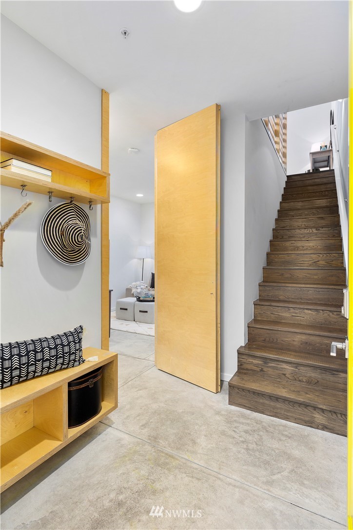 1623 14th Avenue, Unit E Seattle, WA 98122 - Photo 3 of 40 a view of entryway and hall