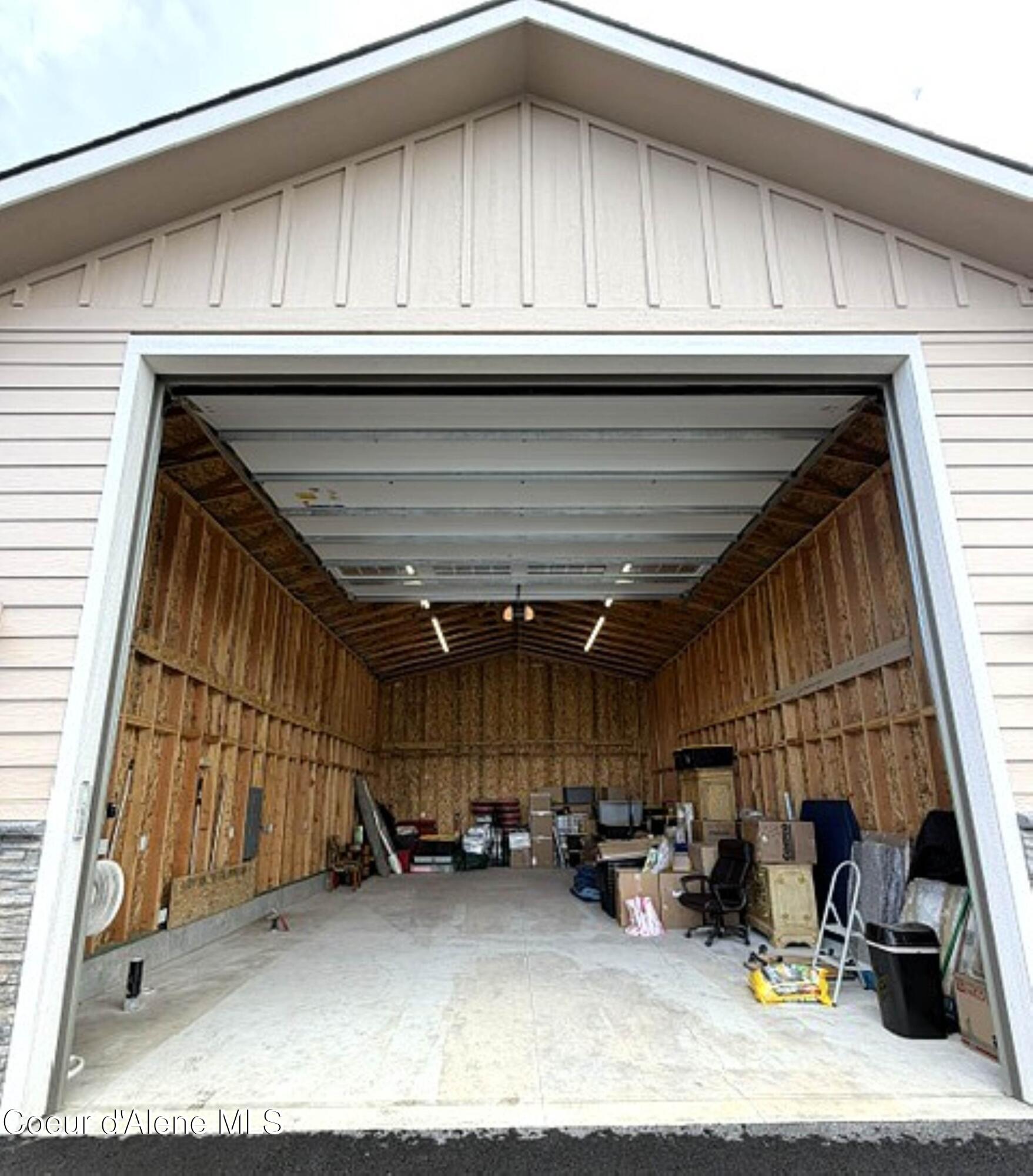 8108 West Splitrail Avenue Rathdrum, ID 83858 - Photo 63 of 66 14 ft high garage door