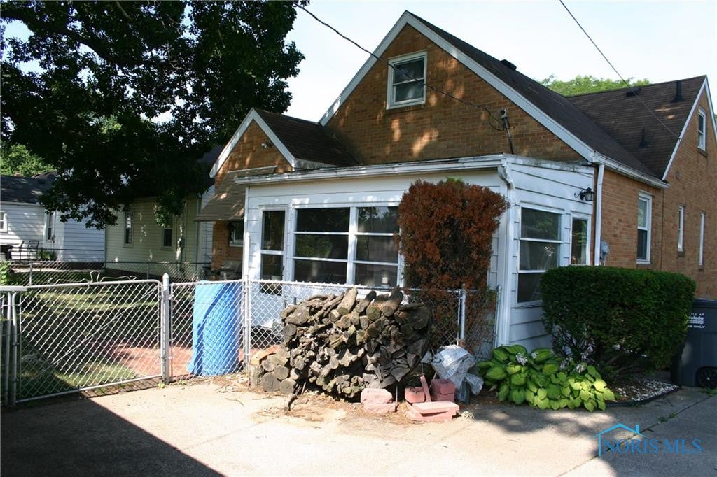 3620 Bellevue Road Toledo, OH 43613 - Photo 3 of 4 Gallery Image 3