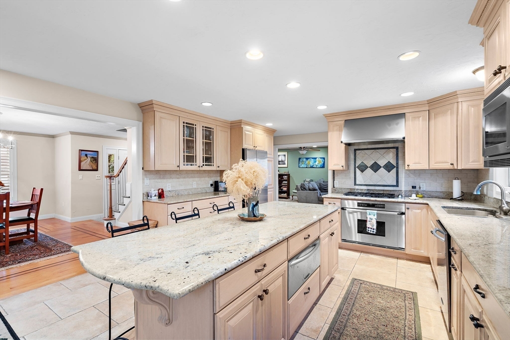 107 Billerica Road Chelmsford, MA 01824 - Photo 5 of 24