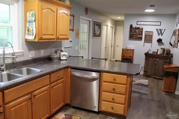$489,900 | 5540 Forest Hills Lane, Milton, FL 32570