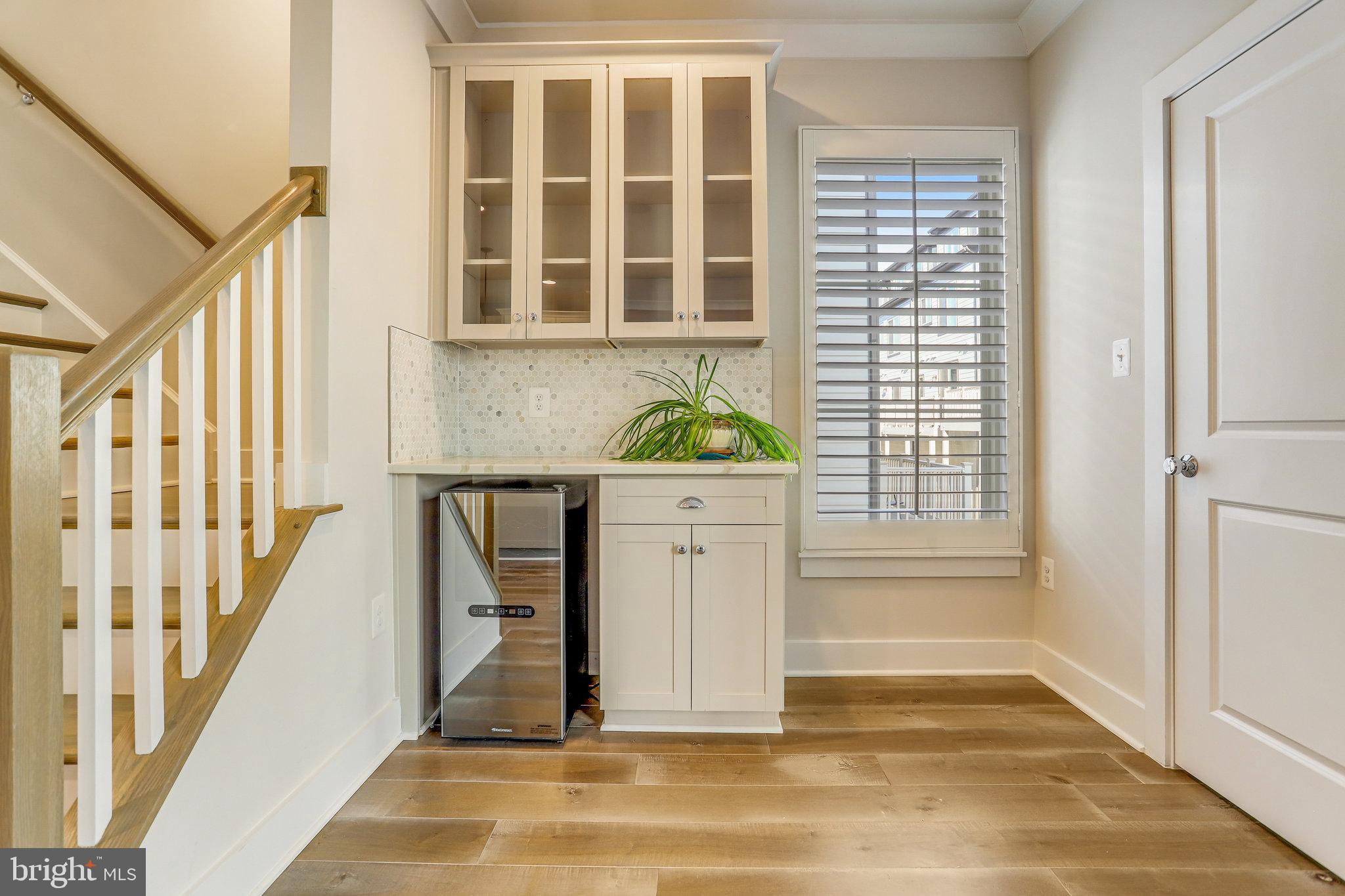 2875 Lowen Valley Road Alexandria, VA 22303 - Photo 12 of 56 Butler's Pantry & Wine Fridge