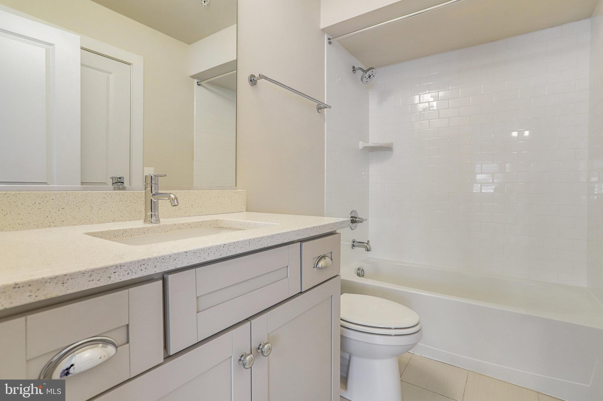2875 Lowen Valley Road Alexandria, VA 22303 - Photo 41 of 56 Top Level Full Bathroom