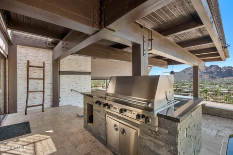 $4,100,000 | 6900 North Highlands Drive, Paradise Valley, AZ 85253
