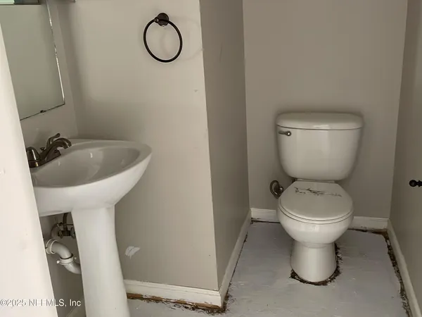 $295,000 | 9286 Sharnbrook Lane, Jacksonville, FL 32244