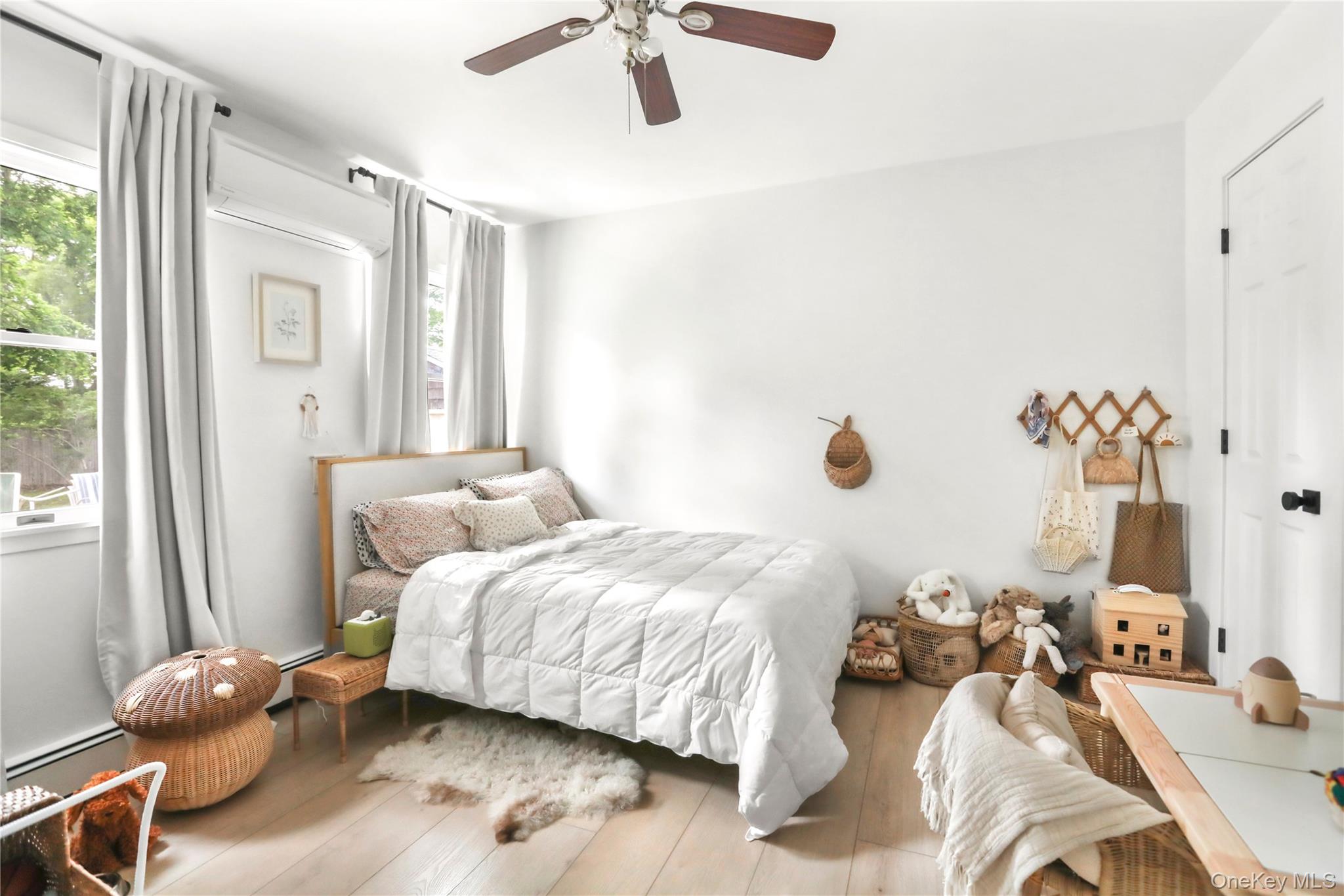 45 North Howells Point Road Bellport, NY 11713 - Photo 12 of 14