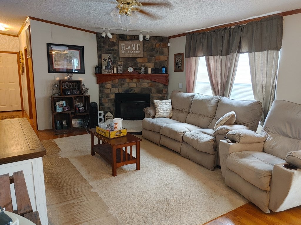 365 Elamsville Road Stuart, VA 24171 - Photo 2 of 27 Gallery Image 2