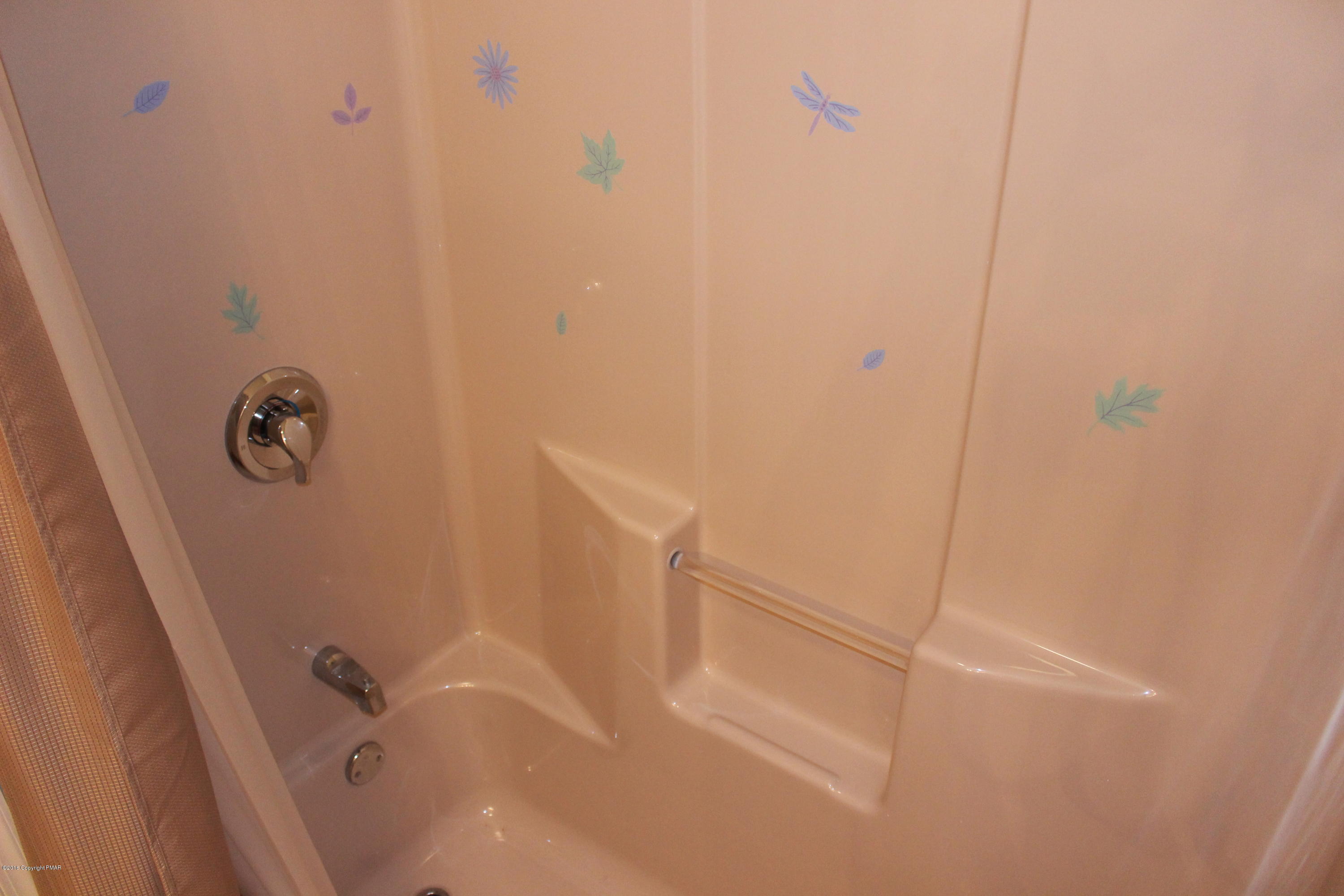 371 Coach Road Tobyhanna, PA 18466 - Photo 15 of 35 IMG_1807
