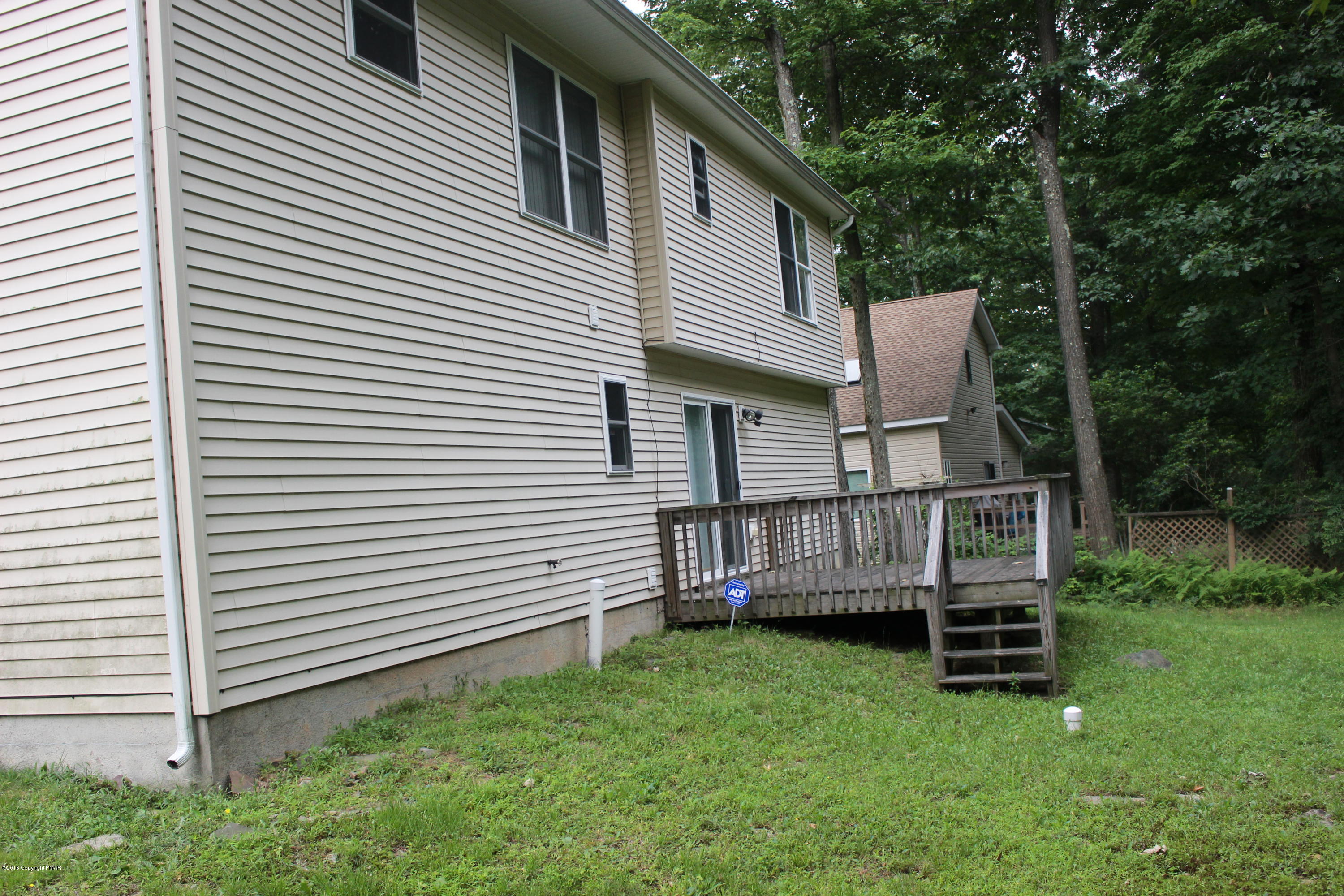 371 Coach Road Tobyhanna, PA 18466 - Photo 3 of 35 IMG_1771