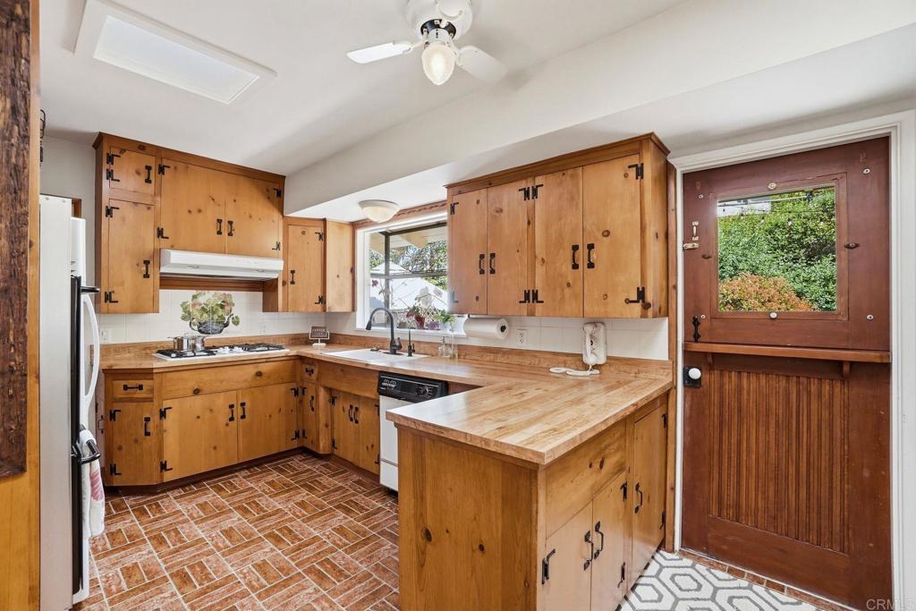 4999 Resmar Road La Mesa, CA 91941 - Photo 16 of 47