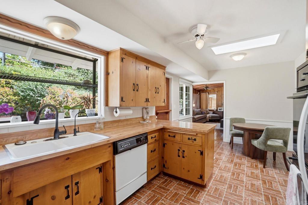 4999 Resmar Road La Mesa, CA 91941 - Photo 18 of 47