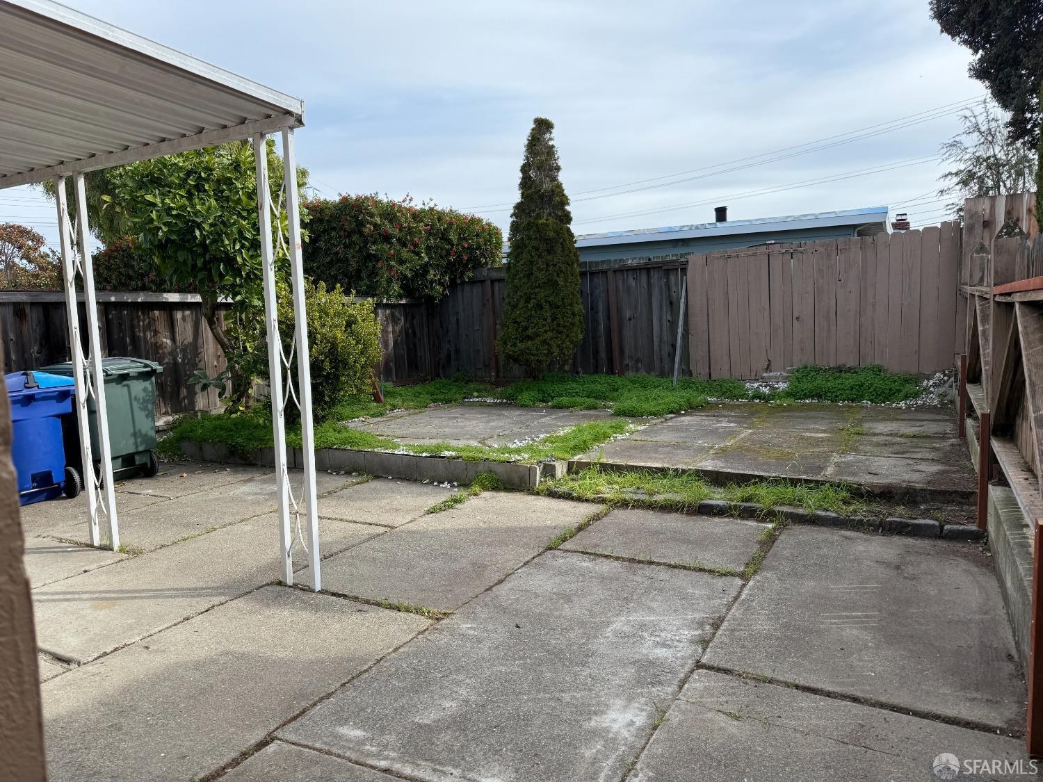 45 Spruce Street Millbrae, CA 94030 - Photo 13 of 17 a backyard of a house