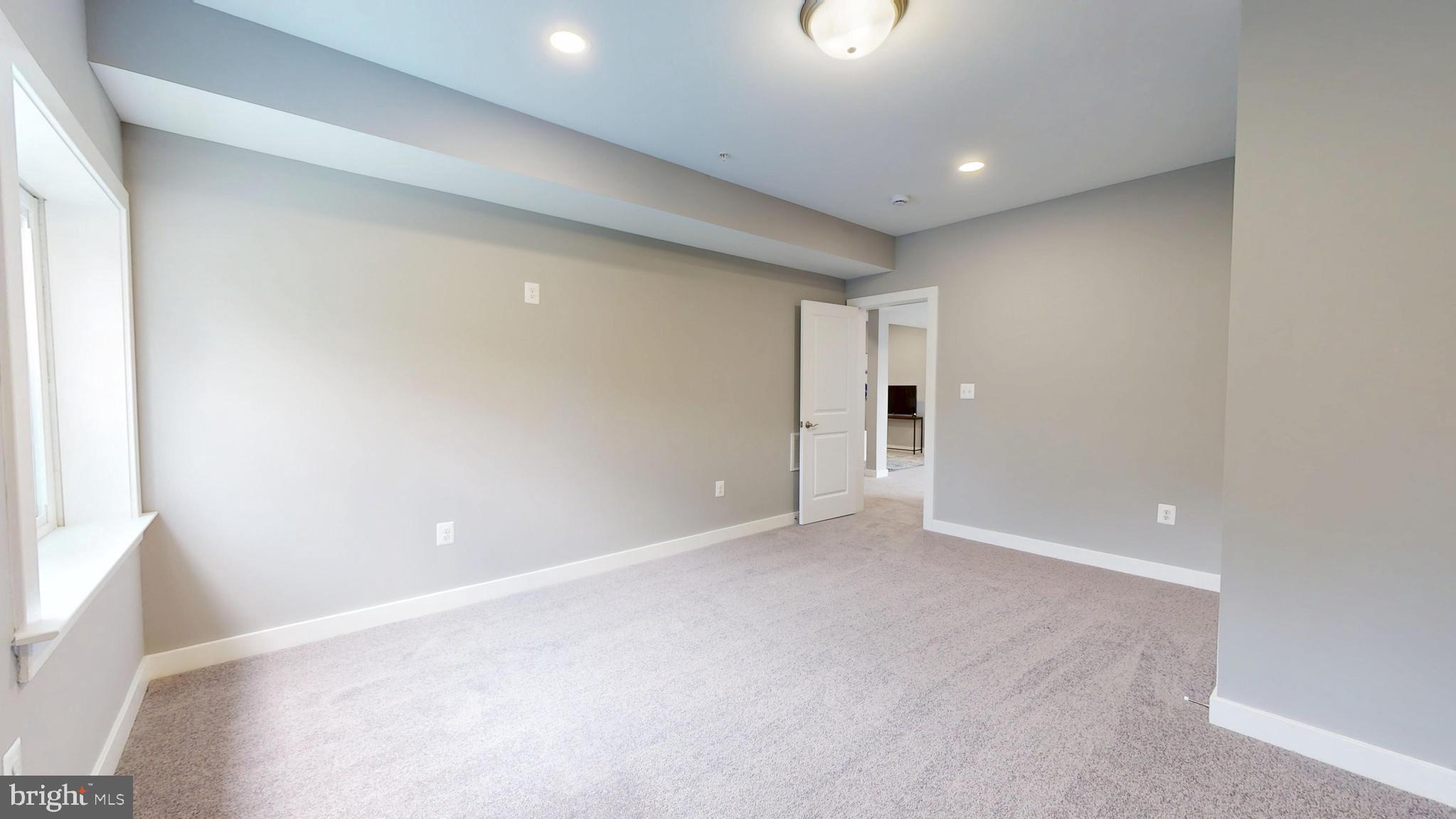 6516 Golden Ring Road Rosedale, MD 21237 - Photo 28 of 32 a view of an empty room