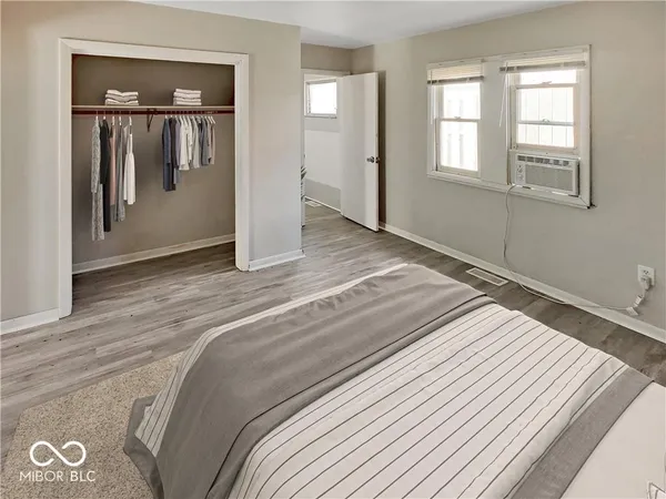 $795 | 106 West Broadway Street, Unit X, Shelbyville, IN 46176