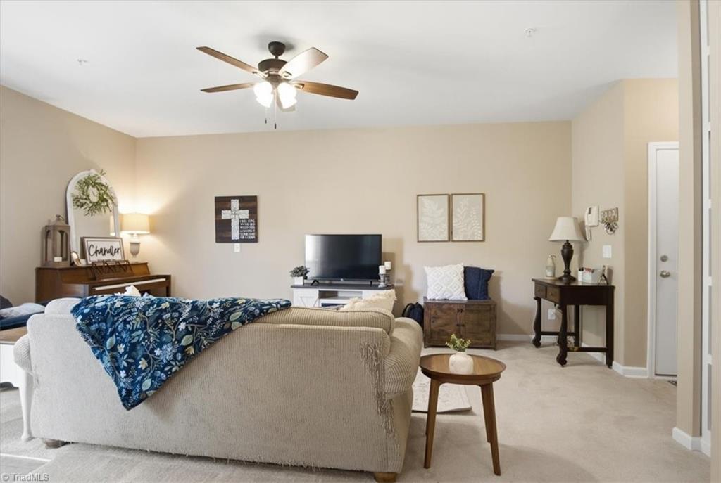 5425 Forester Drive, Unit 2B High Point, NC 27265 - Photo 4 of 32