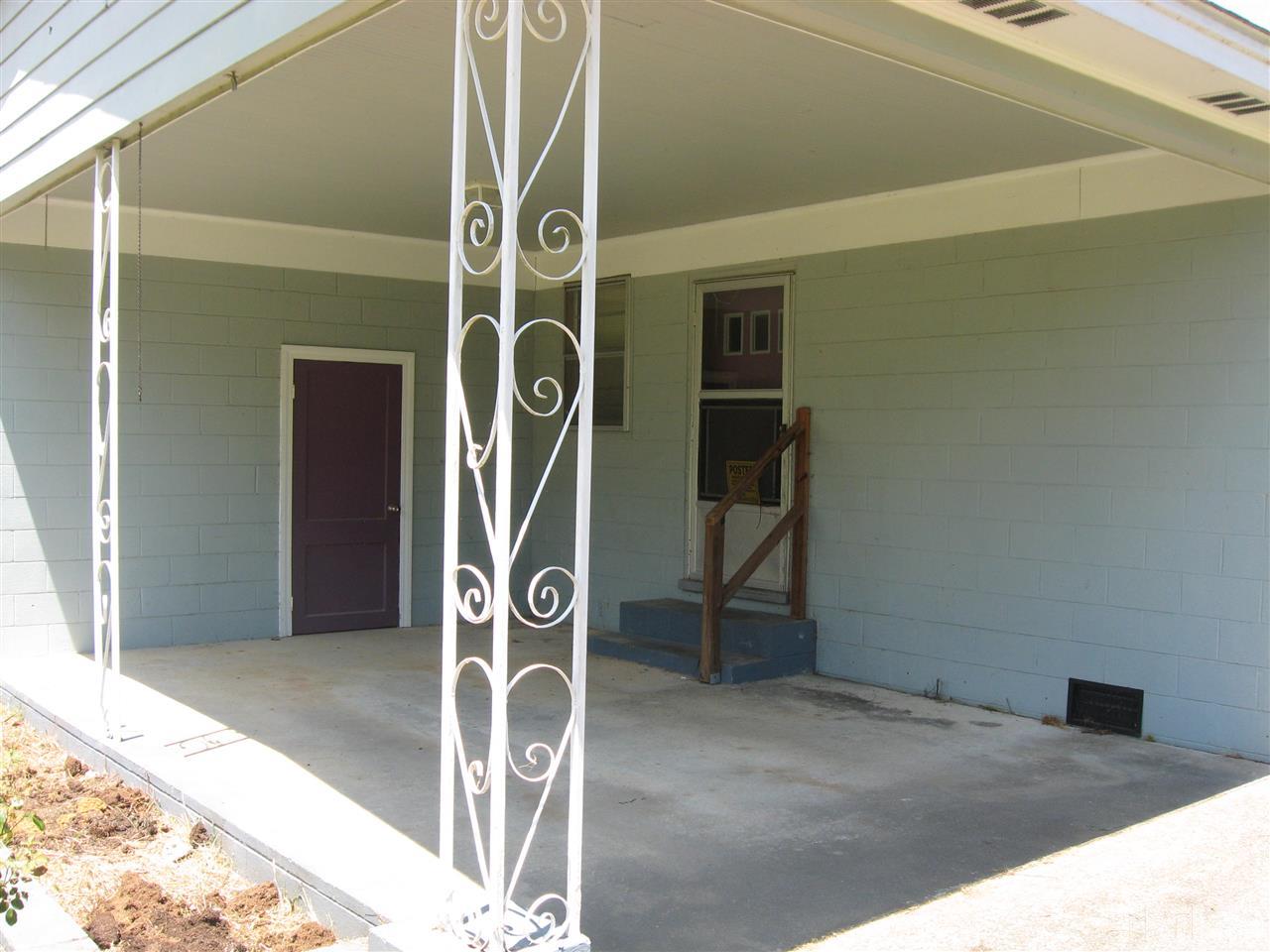 1992 Brogden Road Smithfield, NC 27577 - Photo 2 of 30 Gallery Image 2