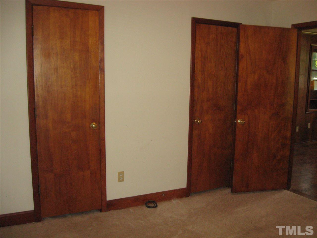 1992 Brogden Road Smithfield, NC 27577 - Photo 13 of 30 Gallery Image 13