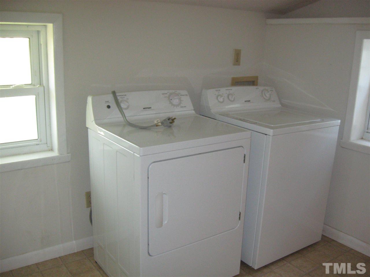 1992 Brogden Road Smithfield, NC 27577 - Photo 17 of 30 Gallery Image 17