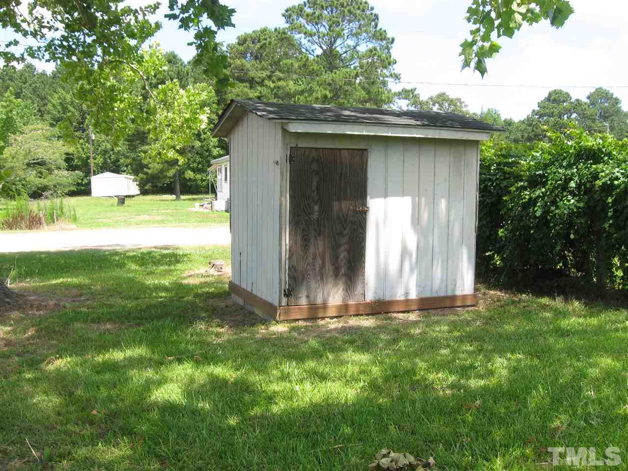 1992 Brogden Road Smithfield, NC 27577 - Photo 20 of 30 Gallery Image 20