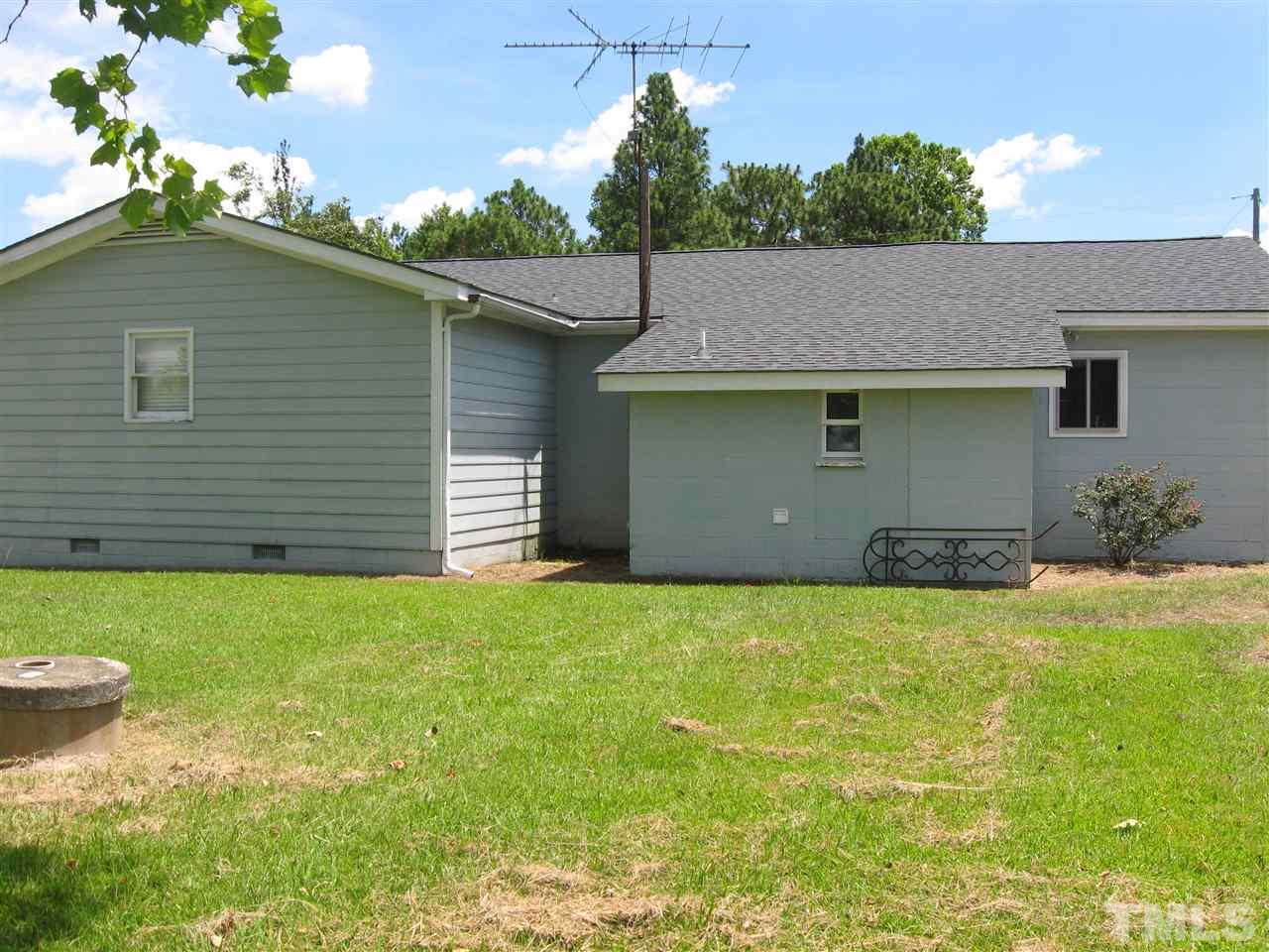 1992 Brogden Road Smithfield, NC 27577 - Photo 21 of 30 Gallery Image 21