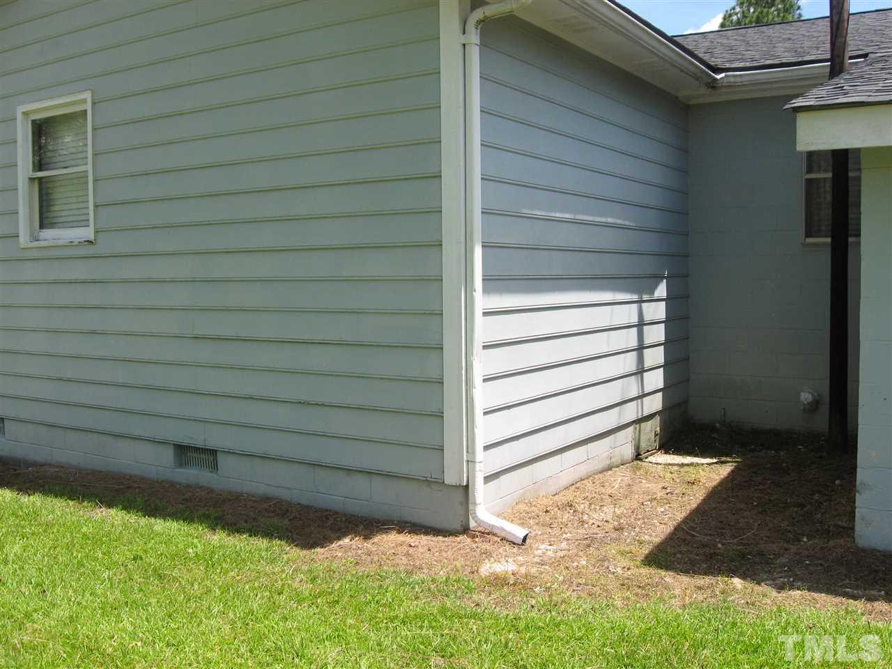 1992 Brogden Road Smithfield, NC 27577 - Photo 23 of 30 Gallery Image 23