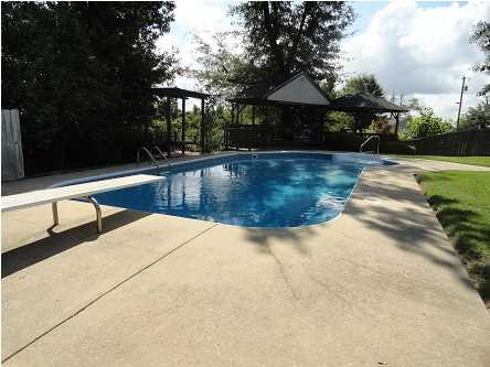 2123 Ridge Road Yazoo City, MS 39194 - Photo 36 of 46 P-O-O-L.......