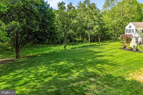 $1,200,000 | 30 Farm House Lane, Furlong, PA 18925