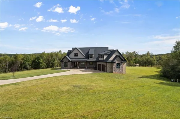 $1,599,000 | 1561 Horseshoe Road, Westfield, NC 27053