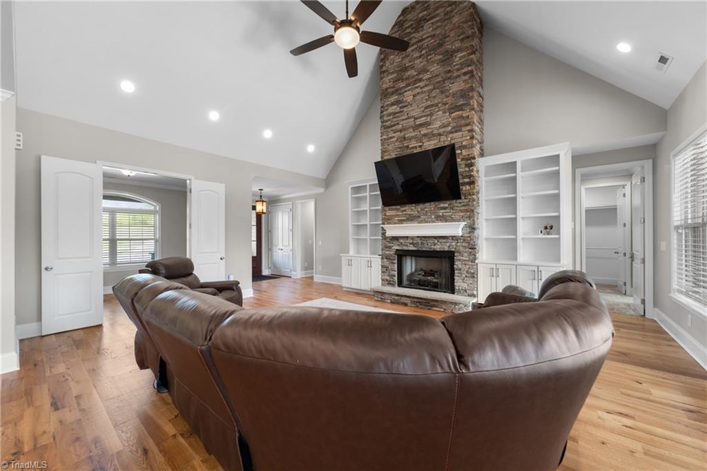 1561 Horseshoe Road Westfield, NC 27053 - Photo 7 of 49