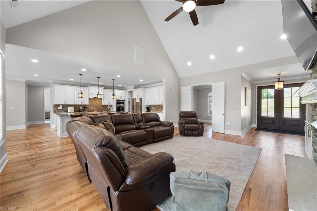 1561 Horseshoe Road Westfield, NC 27053 - Photo 8 of 49