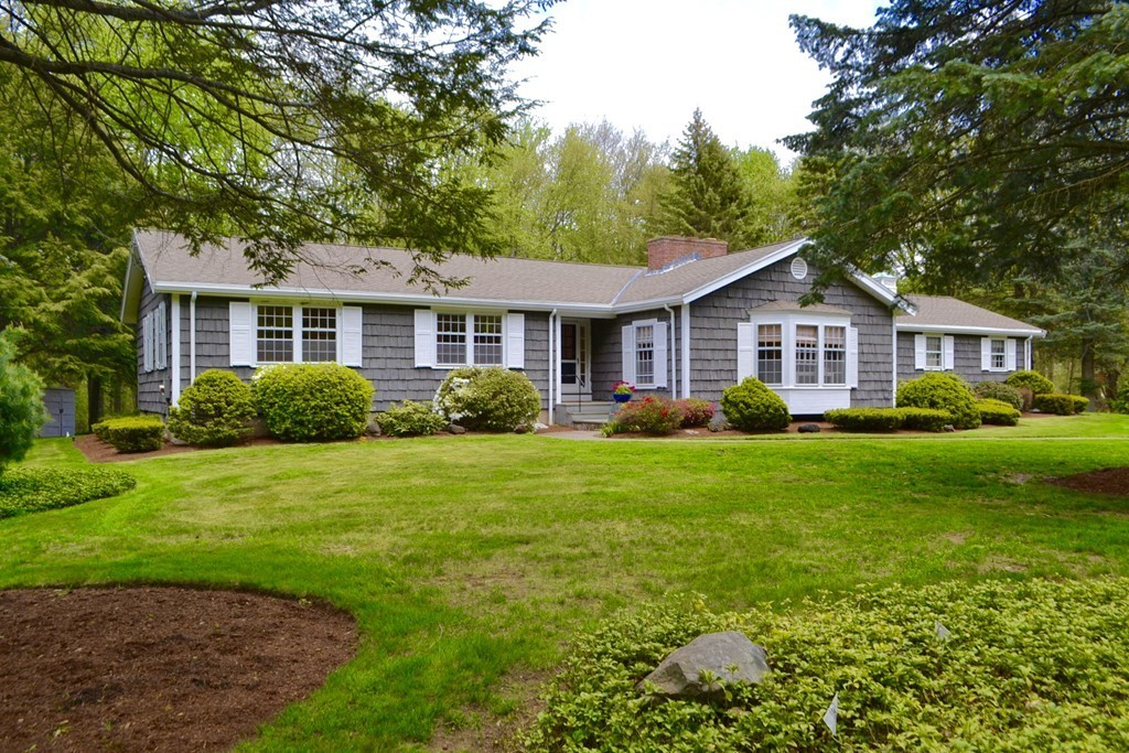 115 Hickory Road Weston, MA 02493 - Photo 1 of 16 Gallery Image 1