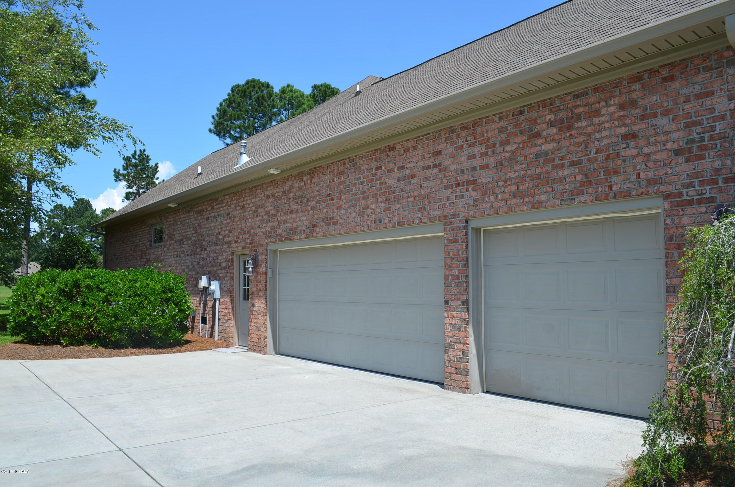 604 Taberna Circle New Bern, NC 28562 - Photo 2 of 34 Exterior 2