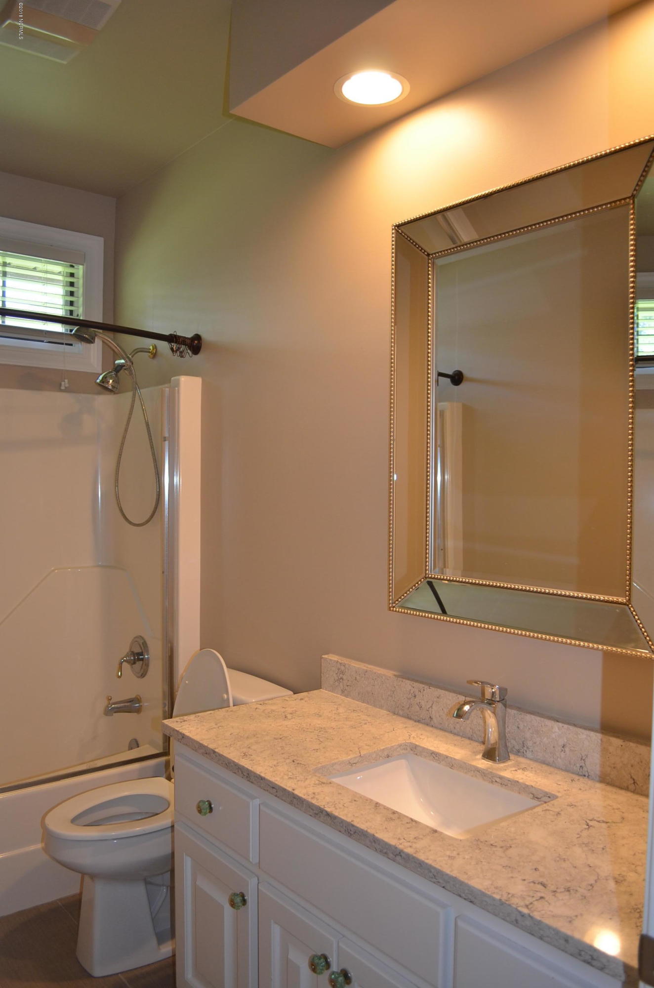 604 Taberna Circle New Bern, NC 28562 - Photo 29 of 34 Guest Bath 1