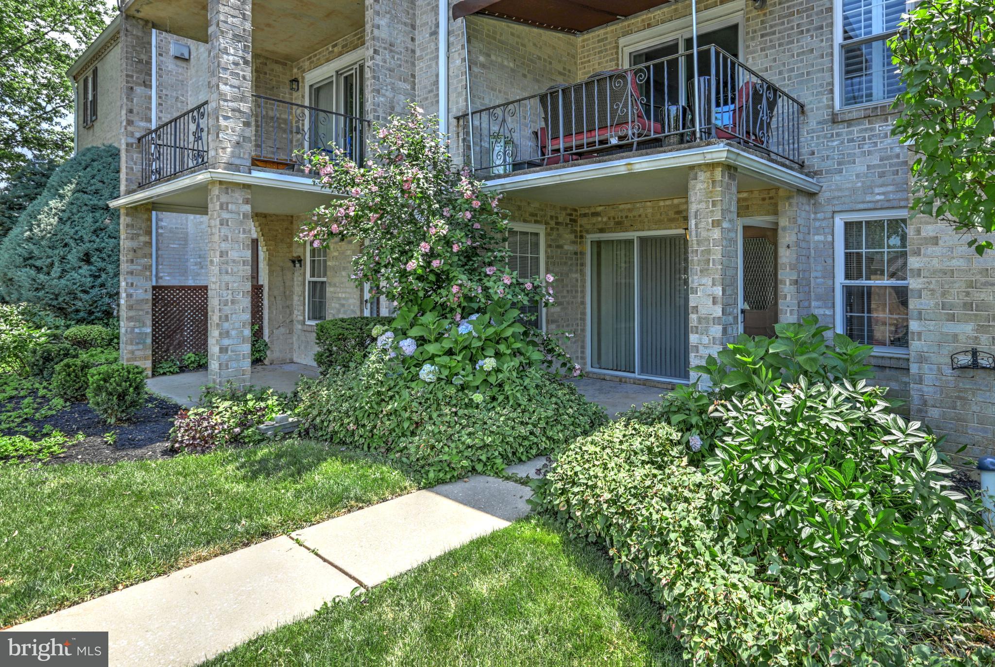 1000 Country Club Road, Unit A15 York, PA 17403 - Photo 1 of 36 Gallery Image 1