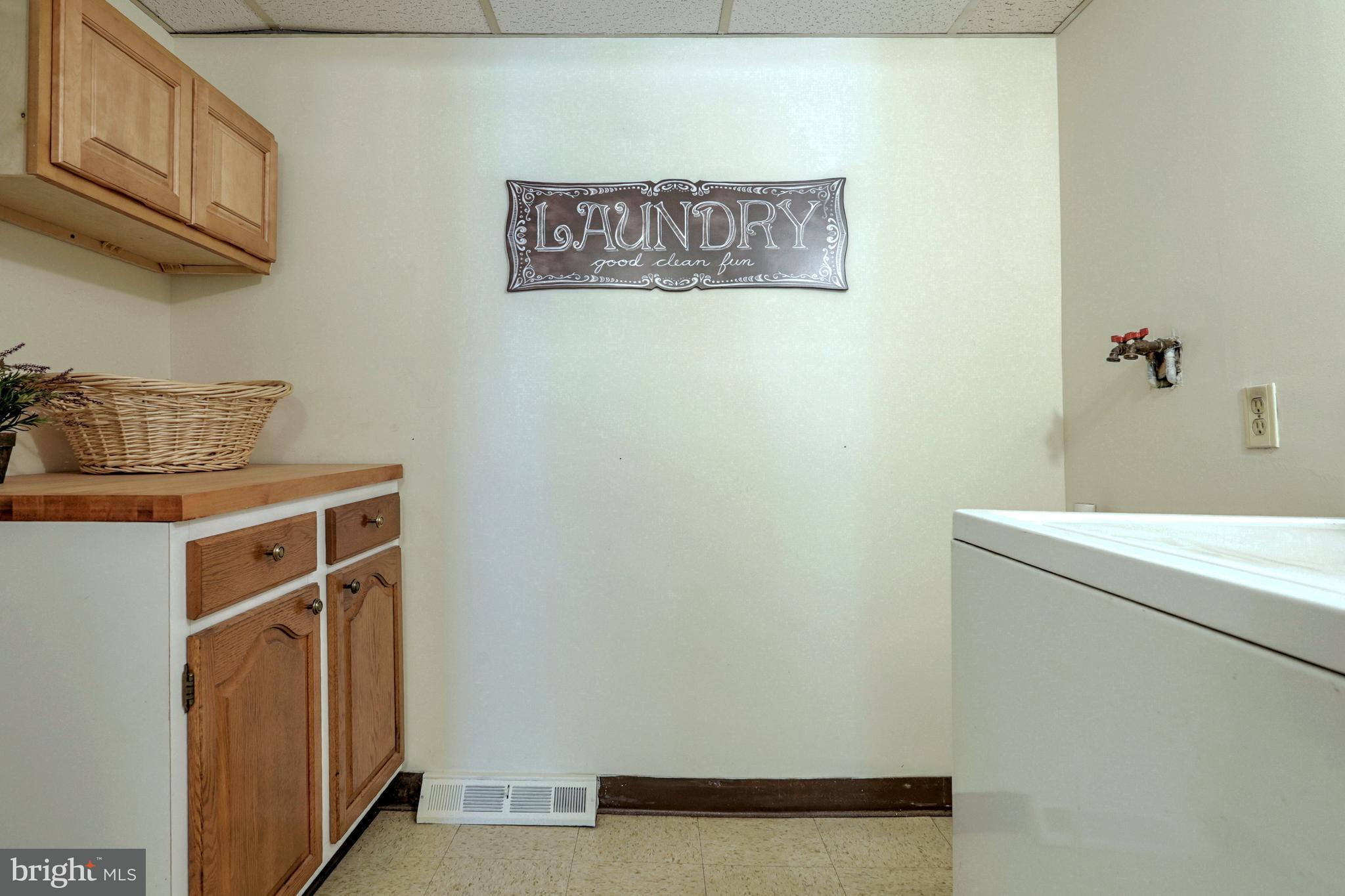 1000 Country Club Road, Unit A15 York, PA 17403 - Photo 17 of 36 Gallery Image 17