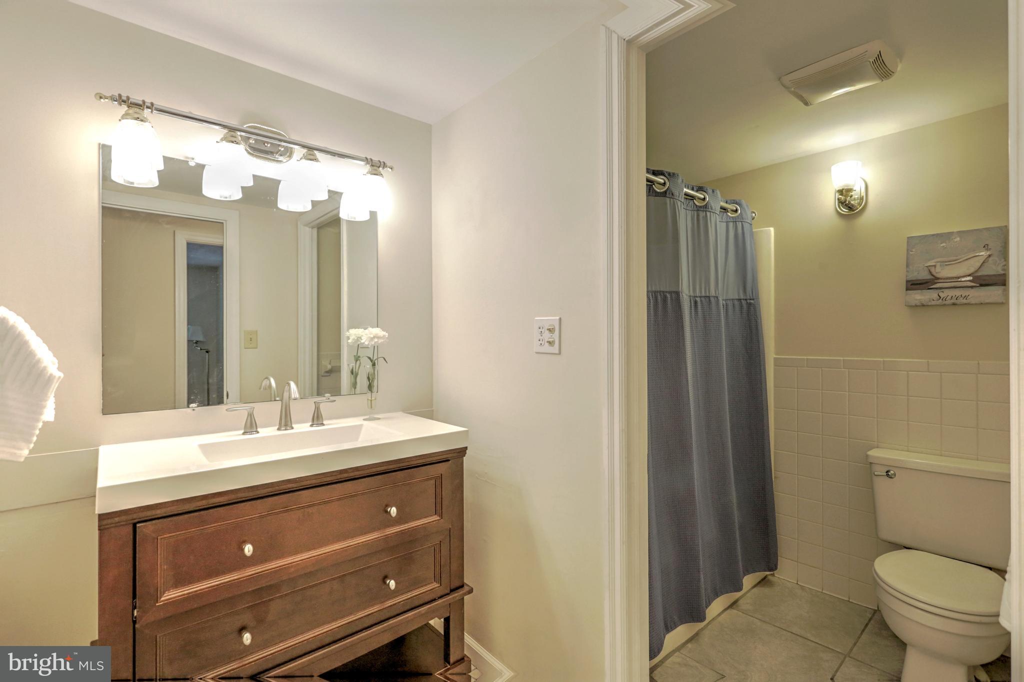 1000 Country Club Road, Unit A15 York, PA 17403 - Photo 25 of 36 Gallery Image 25