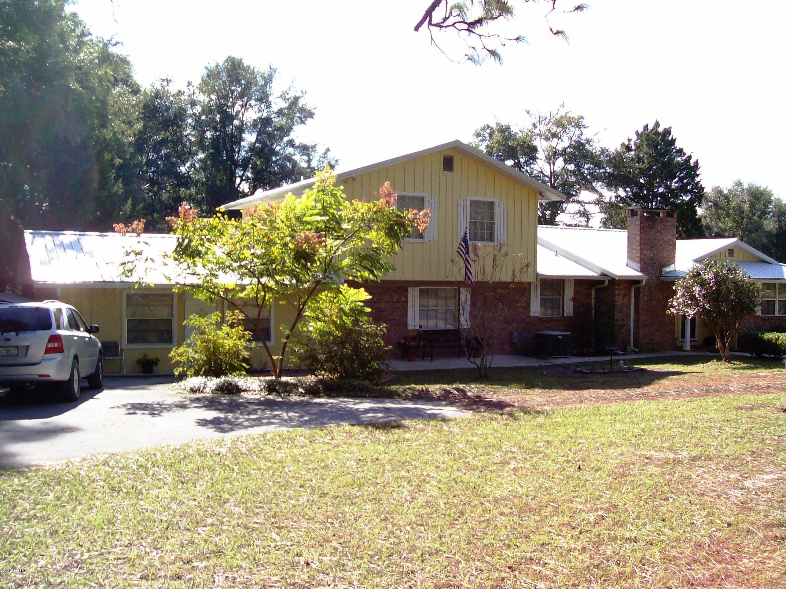 1077 Southeast 46th Loop Keystone Heights, FL 32656 - Photo 2 of 46 2) On Paradise Lake
