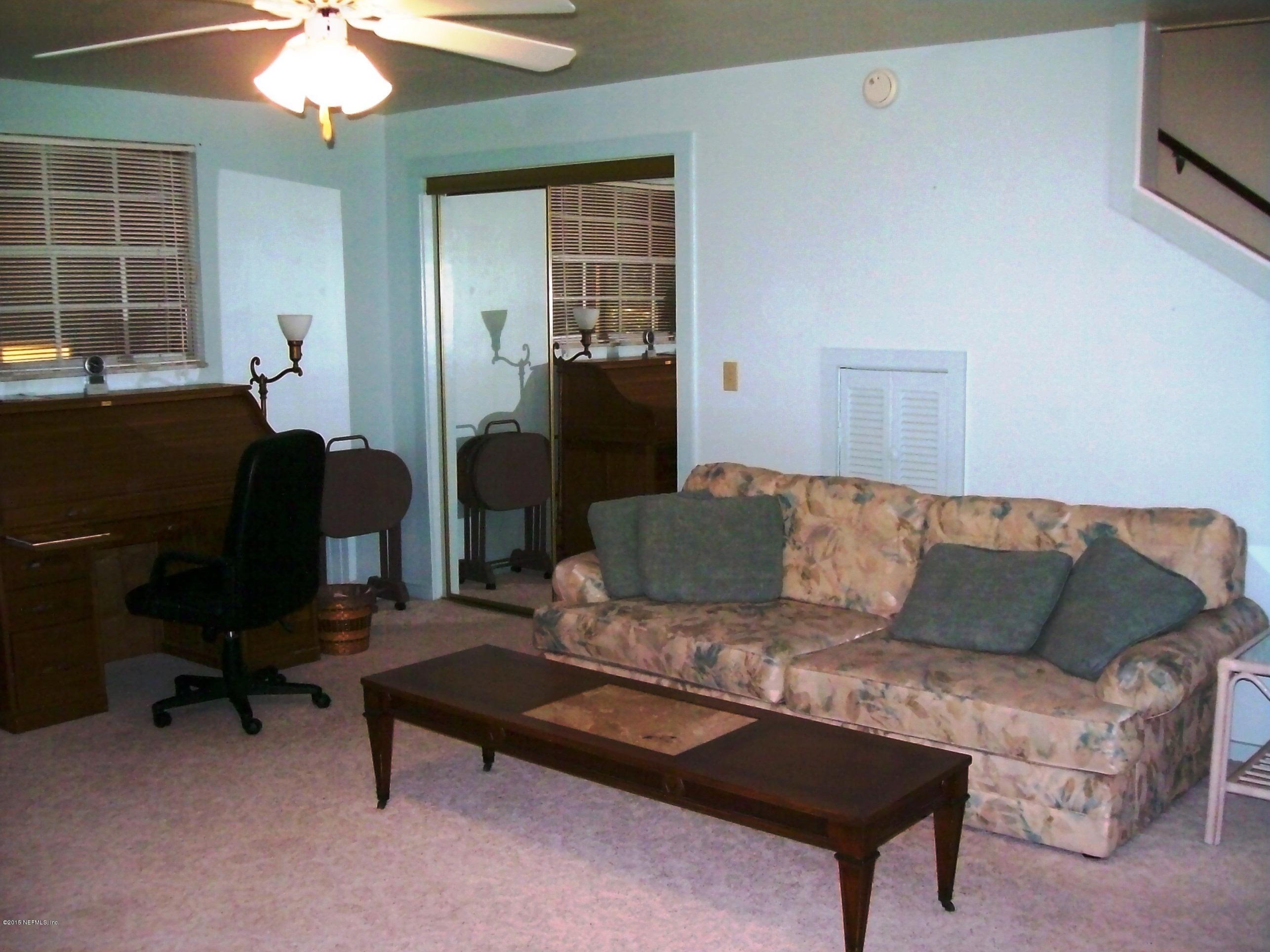 1077 Southeast 46th Loop Keystone Heights, FL 32656 - Photo 33 of 46 33) Could Be Guest Room