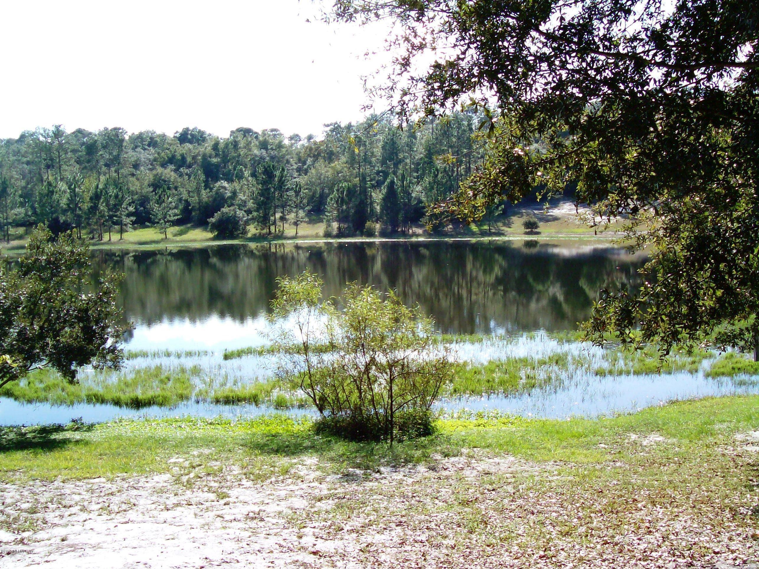 1077 Southeast 46th Loop Keystone Heights, FL 32656 - Photo 7 of 46 7) The Lake