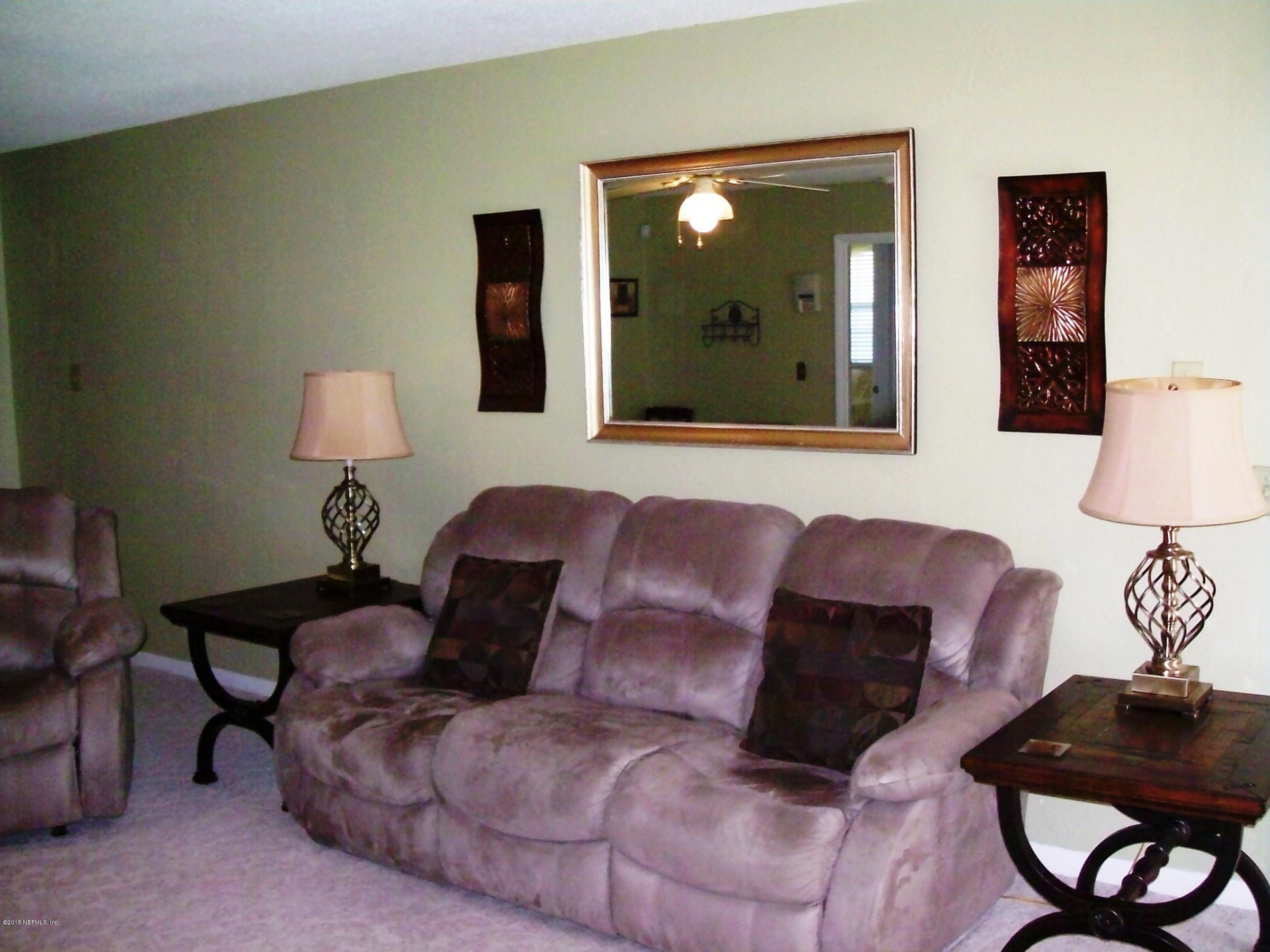 1077 Southeast 46th Loop Keystone Heights, FL 32656 - Photo 8 of 46 8) Living Room