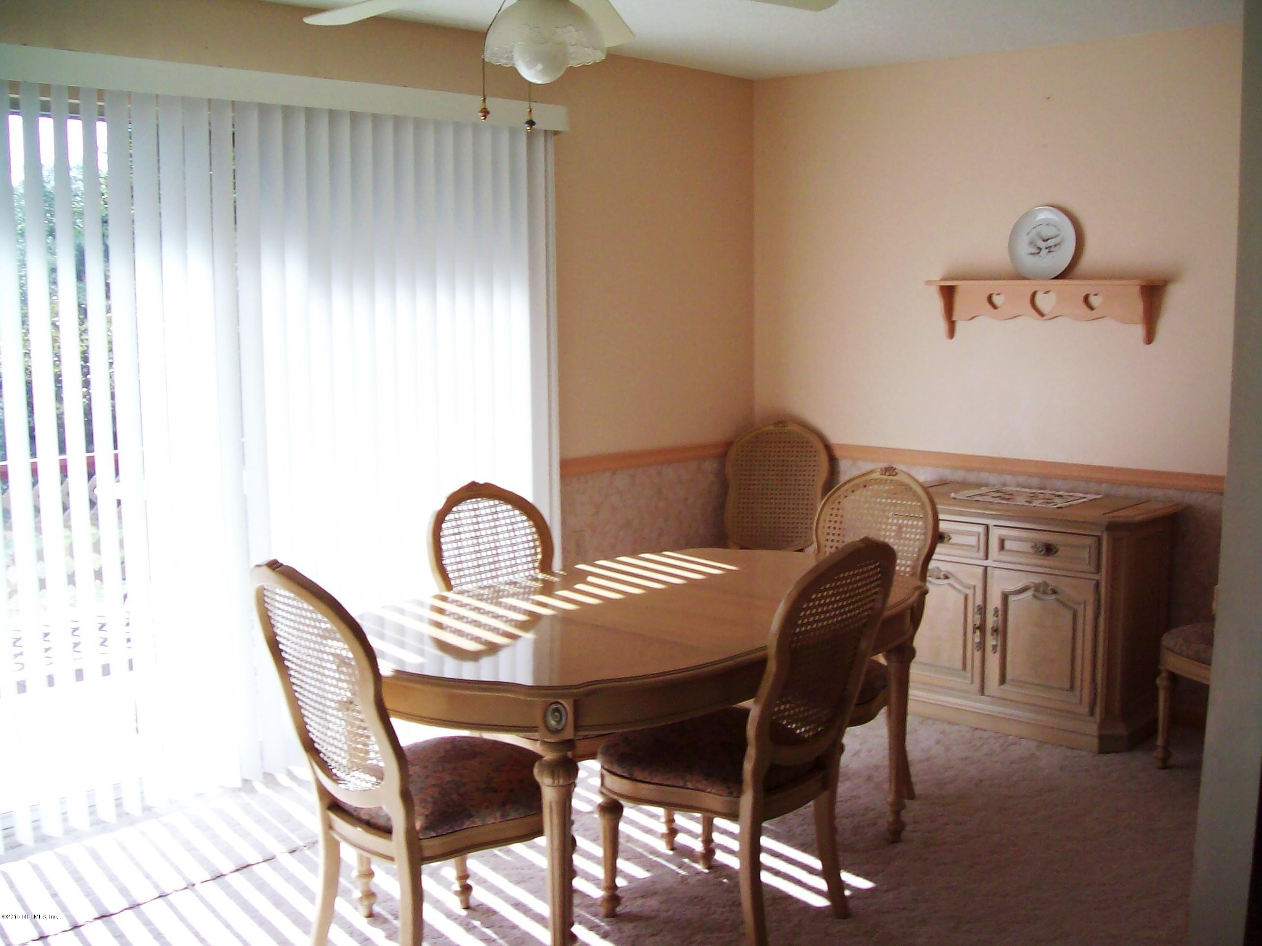 1077 Southeast 46th Loop Keystone Heights, FL 32656 - Photo 10 of 46 10) Dining Room