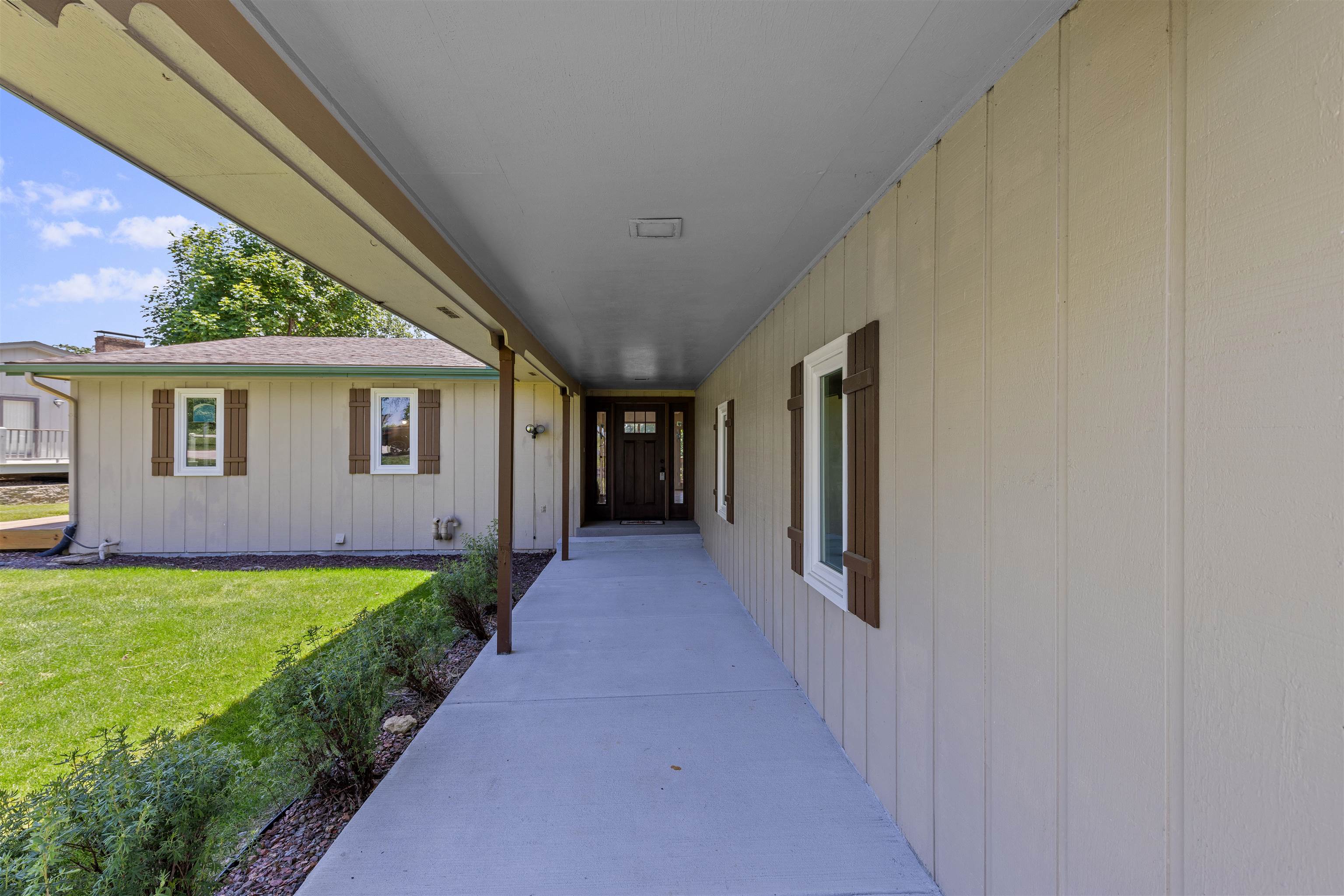 7335 McCurry Road Roscoe, IL 61073 - Photo 3 of 28 Gallery Image 3