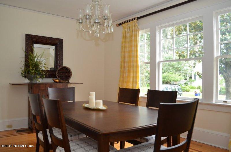 3535 Riverside Avenue Jacksonville, FL 32205 - Photo 5 of 18 Formal dining room