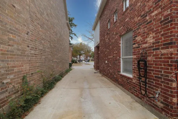 $2,350 | 11115 Oliver Lane, Frisco, TX 75035