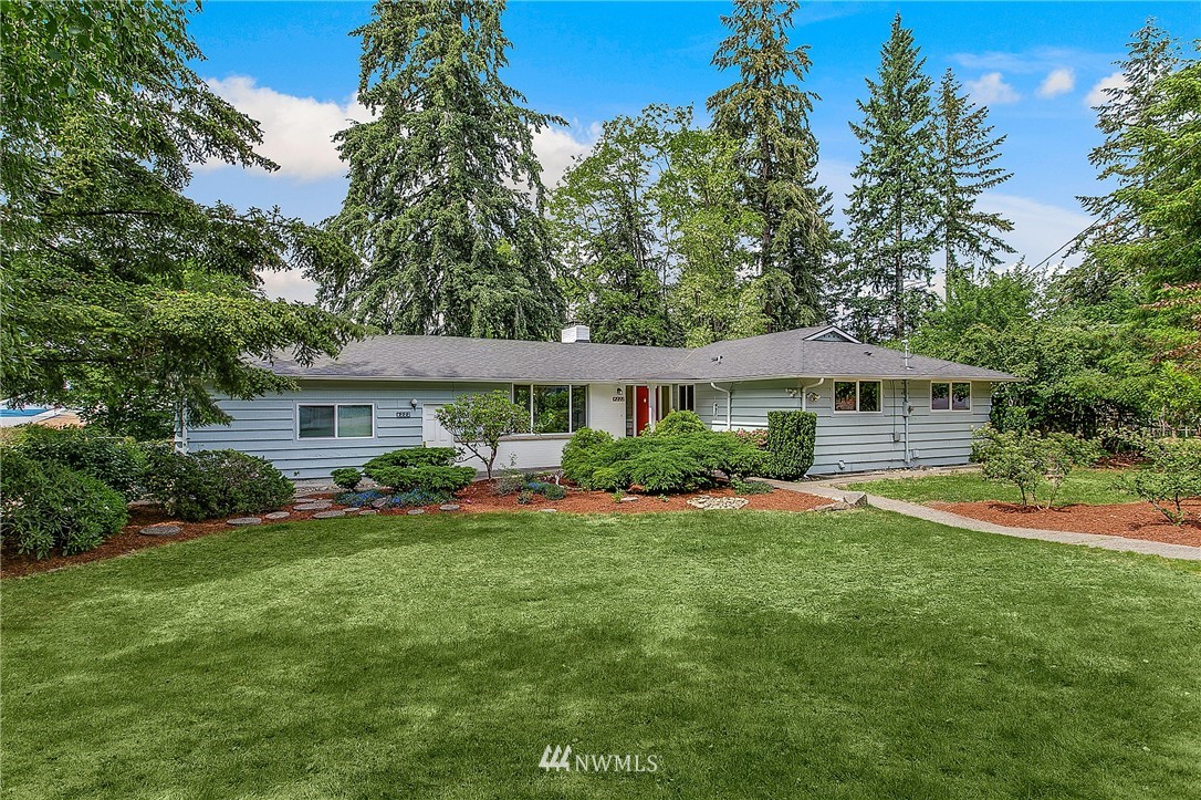 4222 Robin Road West University Place, WA 98466 - Photo 2 of 25 Gallery Image 2