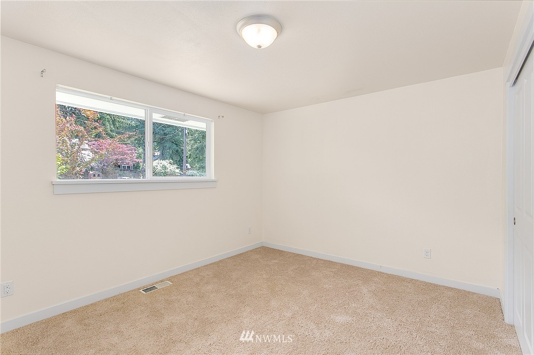4222 Robin Road West University Place, WA 98466 - Photo 13 of 25 Gallery Image 13