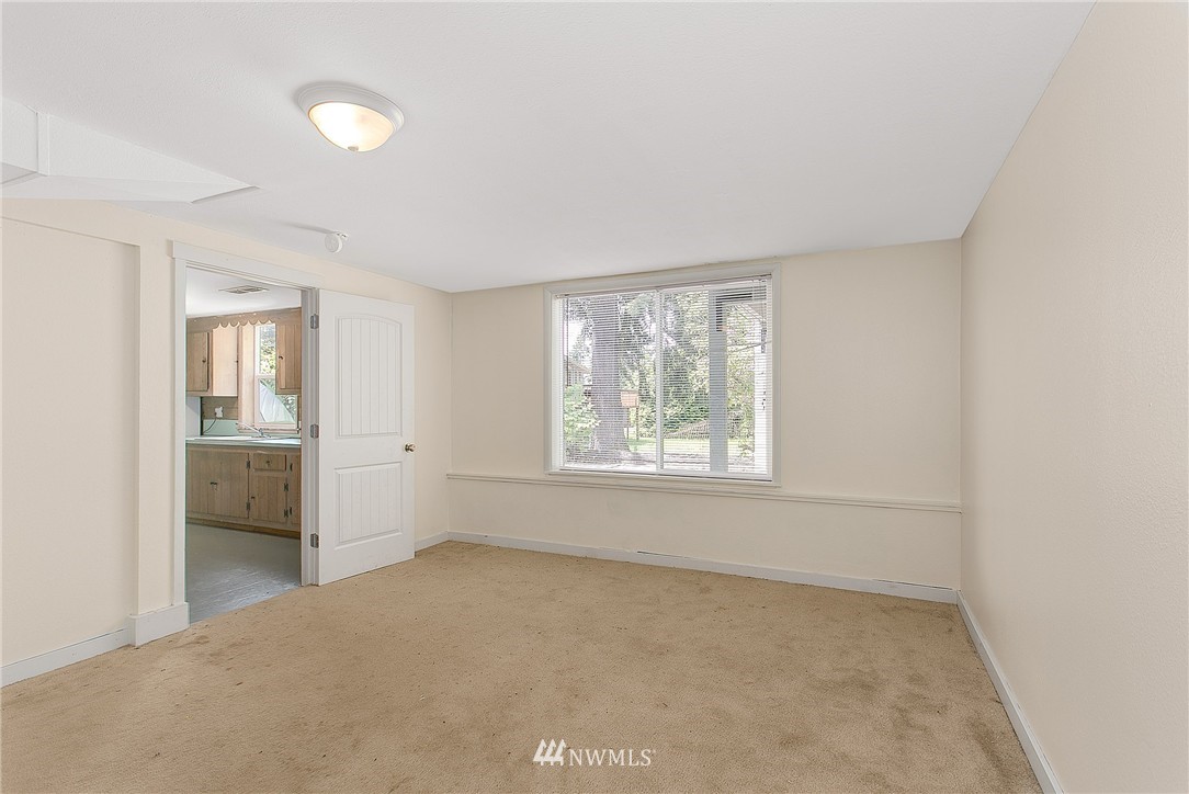 4222 Robin Road West University Place, WA 98466 - Photo 18 of 25 Gallery Image 18