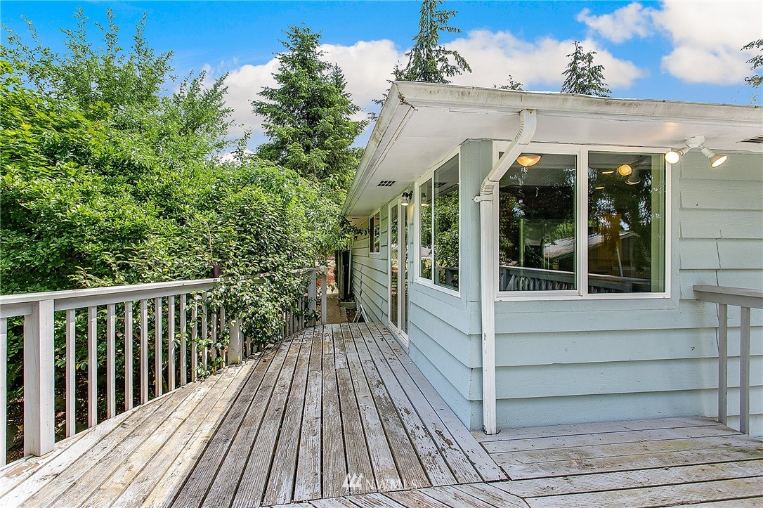 4222 Robin Road West University Place, WA 98466 - Photo 23 of 25 Gallery Image 23
