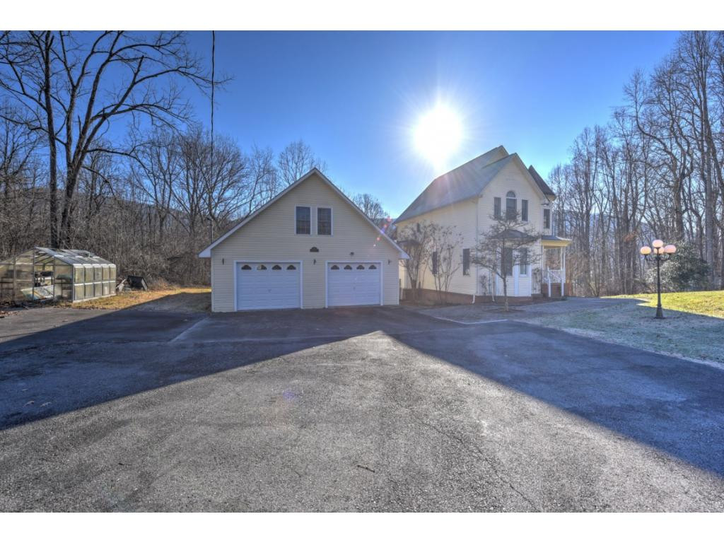 5308 Skeens Ridge Road Big Stone Gap, VA 24219 - Photo 31 of 36 Photo 31